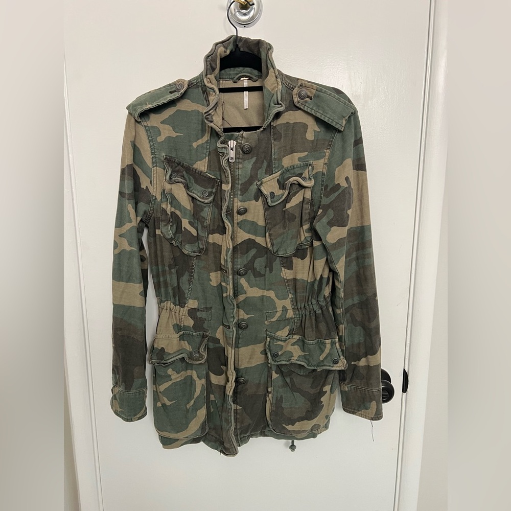 FREE PEOPLE CAMO JACKET